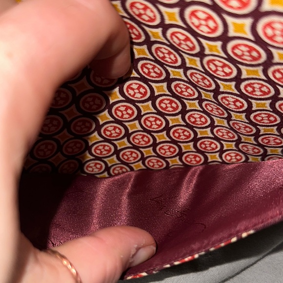 NWOT Vera Bradley Brown and Yellow Geometric Wallet large zip around - Picture 5 of 9